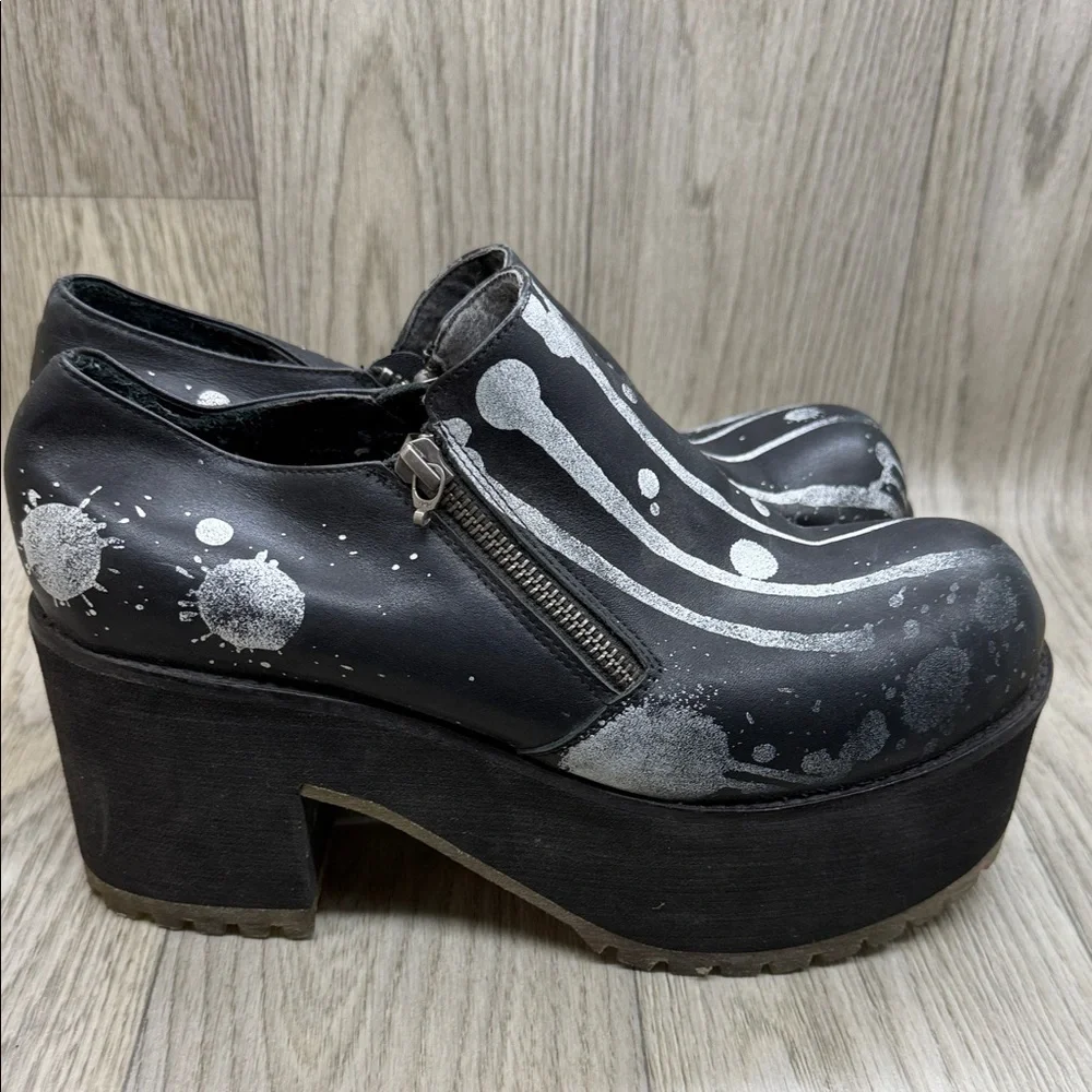 Sofia Black and White Platform Shoes